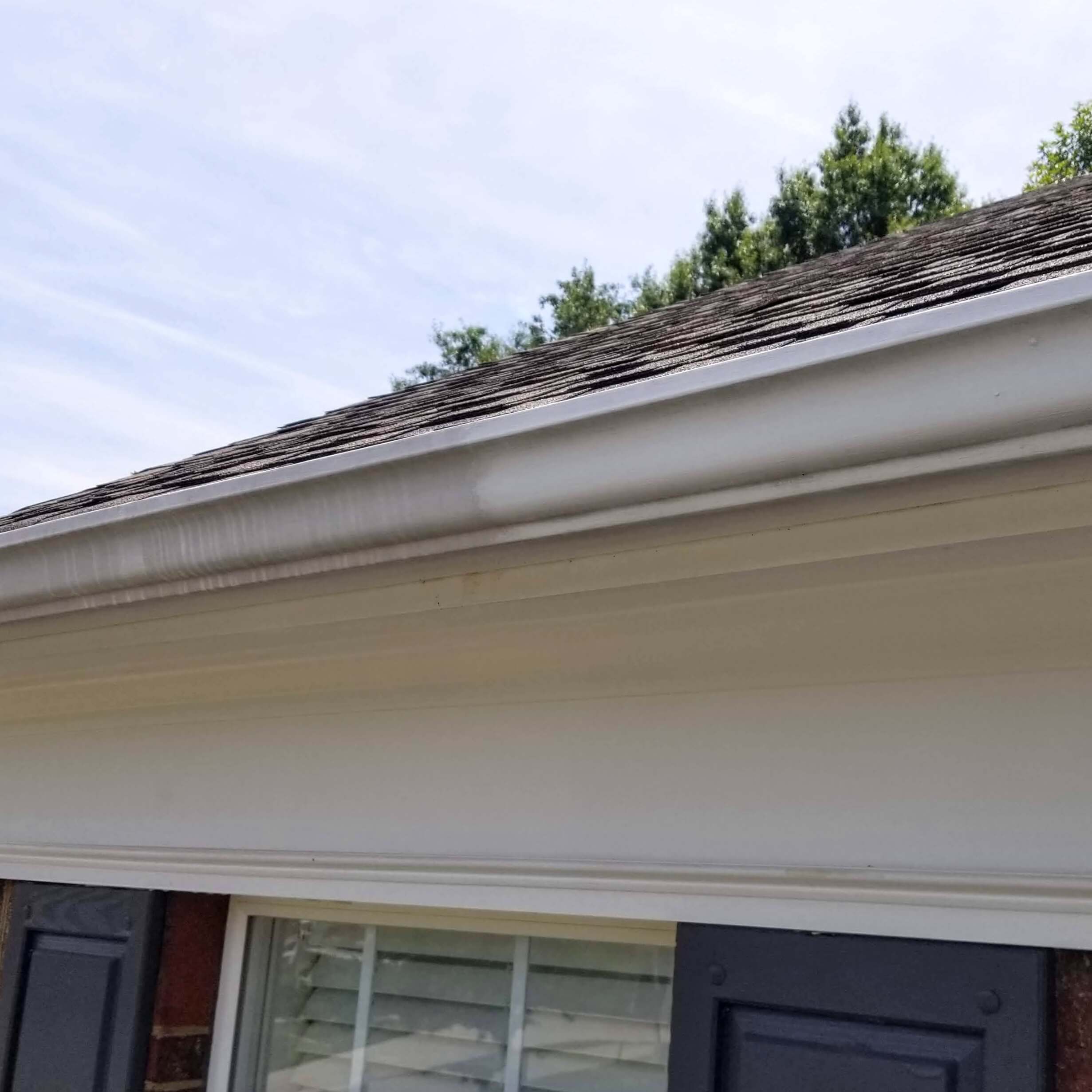 Gutter brightening removes tiger stripes and oxidation from exterior gutters