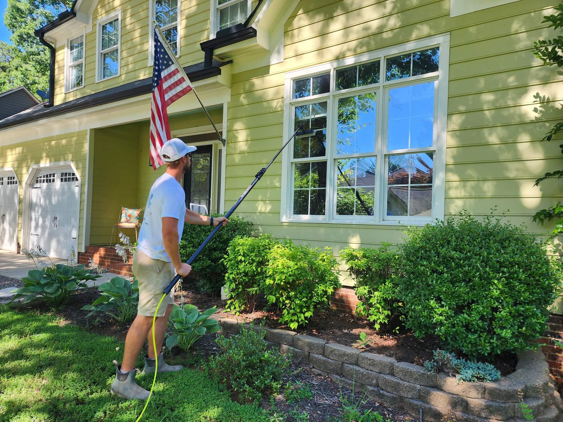 Window cleaning service in Mooresville