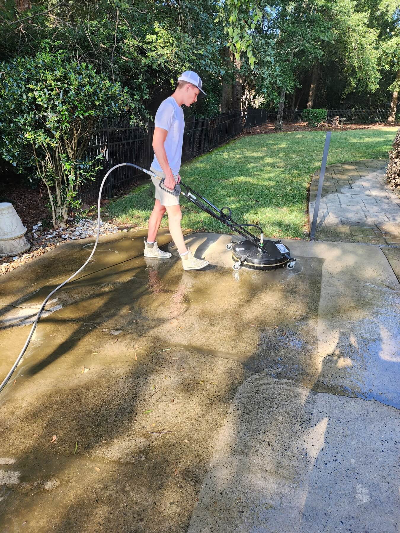 Pineville concrete cleaning